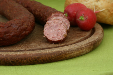 Jausenwurst aufgeschnitten