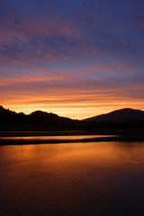 Fototapeta na wymiar 里山の夕日