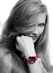 piękna kobieta i zegarek