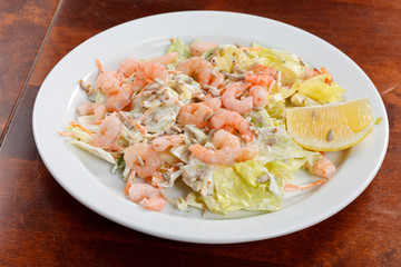 salad with shrimps