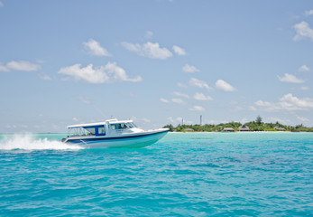 Maldivian speedboat bus