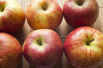 a few delicious ripe apples