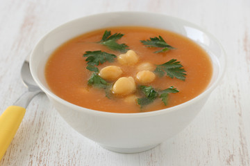 Soup with chick-pea