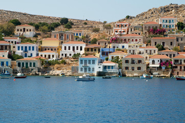 Fototapeta na wymiar Grecka wyspa niedaleko Rodos - Halki. Pier view