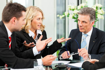Business - Besprechung in einem Büro