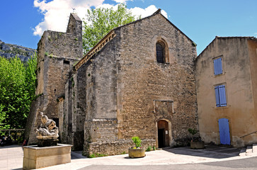 Fototapeta na wymiar Fontaine de Vaucluse, Provenza