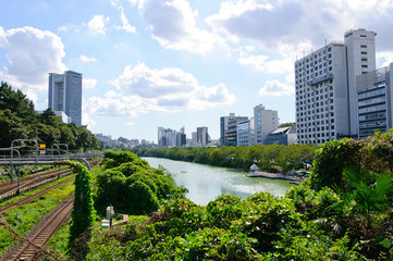 Fototapeta premium Sotobori near Iidabashi in Tokyo