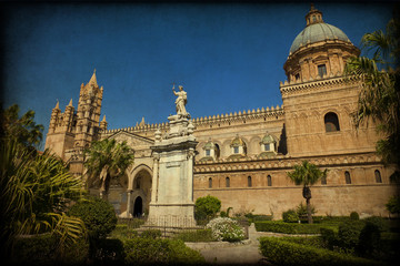 Fototapeta na wymiar La Cattedrale di Palermo, texture retro