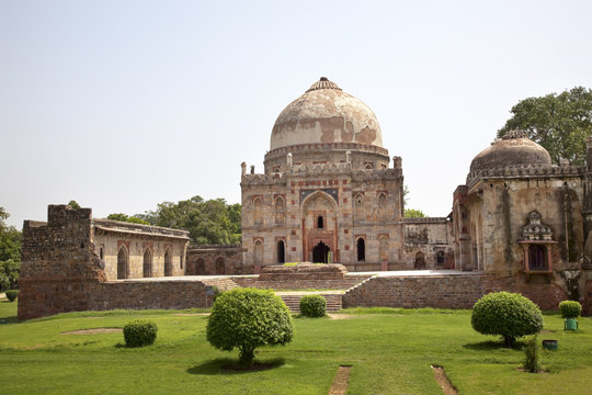 Bara Gumbad Tomb Lodi Gardens New Delhi India