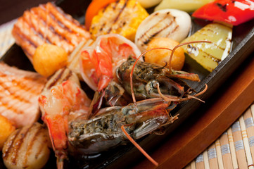 seafoods with vegetable