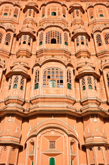 Fototapeta na wymiar Close up of Palace of winds (Hawa Mahal) in Jaipur, India .