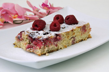Hirseauflauf mit Himbeeren