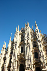 Fototapeta na wymiar Duomo church in Milan, Italy
