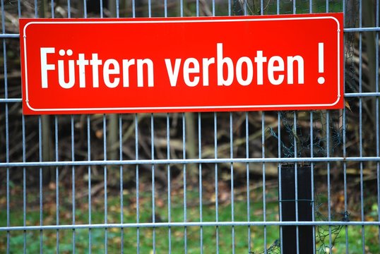 Schild F&uuml;ttern verboten