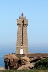 Obraz premium phare de men ruz,ploumanac'h,côtes d'armor,bretagne