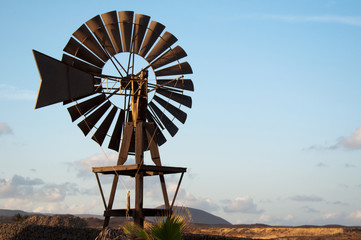 Old Windmill on Lanzarote © Frank Gärtner