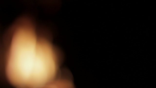 Fireplace with beautiful bokeh (seamlessly loopable)