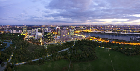 Naklejka premium Panorama of the amazing Skyline of Donau City Vienna