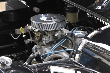 Fototapeta premium Chromed motor of an old Morgan car