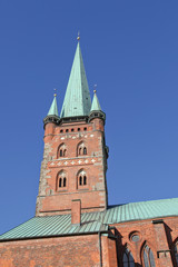 Fototapeta premium St. Petri-Kirche in der Altstadt von Lübeck