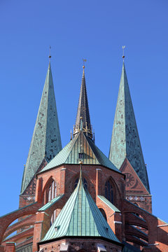 Türme der Marienkirche, Altstadt von Lübeck © dedi