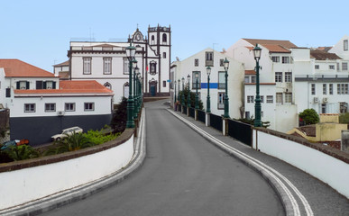 Fototapeta na wymiar Ulica dekoracje w Ponta Delgada