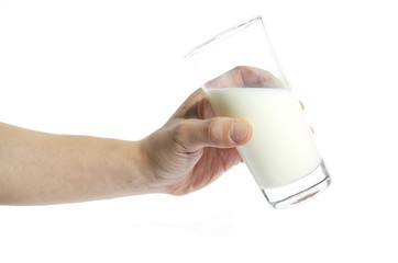 Bicchiere di latte in mano