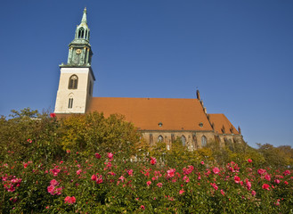 Fototapeta na wymiar St. Mary's Church in Berlin