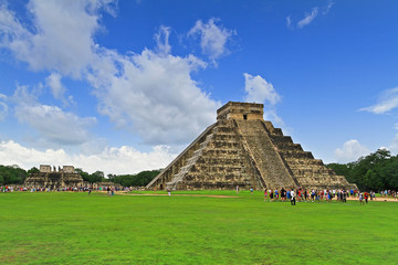 Kukulkan pyramid in Chichen Itza, one of 7 New Wonders in Mexico