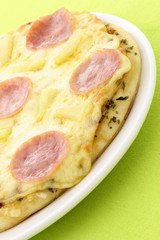 delicious hawaiian pizza