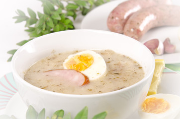 Zurek ist eine herzhafte Polnische Ostersuppe
