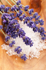 Obraz na płótnie Canvas Bath Salt With Fresh Lavender Flowers