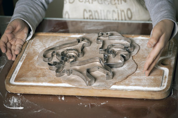 Baking christmas cookies