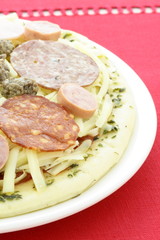 raw meat lovers pizza