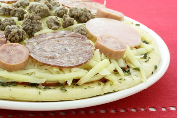 raw meat lovers pizza