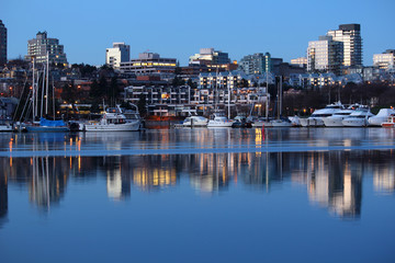 Fototapeta na wymiar Fairview Slopes Morning, Vancouver, British Columbia
