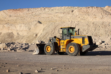 Obraz premium Loader at the road construction