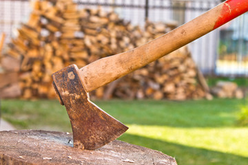 Axe with wooden deck
