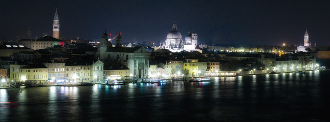 venise la nuit © asaflow