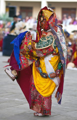 Obraz premium Buddhist lama in a mask during Tsam mystery