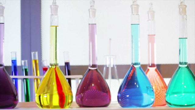 bright liquids in flasks to microscope