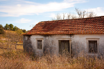 Fototapeta na wymiar Abandoned Rural House