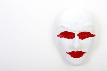 Maske Rot Weiss 6