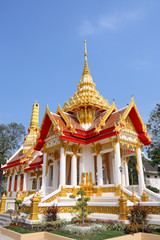 Fototapeta na wymiar Thailand - Buddhist temple in Kanchanaburi