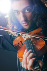 Violin player playing the intstrument