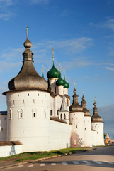 Fototapeta na wymiar Rostov Velikiy: Kremlin
