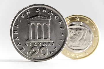 Griechische Drachme und griechische Ein-Euro-Münze