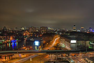 Fototapeta na wymiar Berlin w nocy