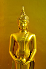 Statue buddha gold