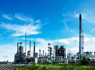 refinery power station